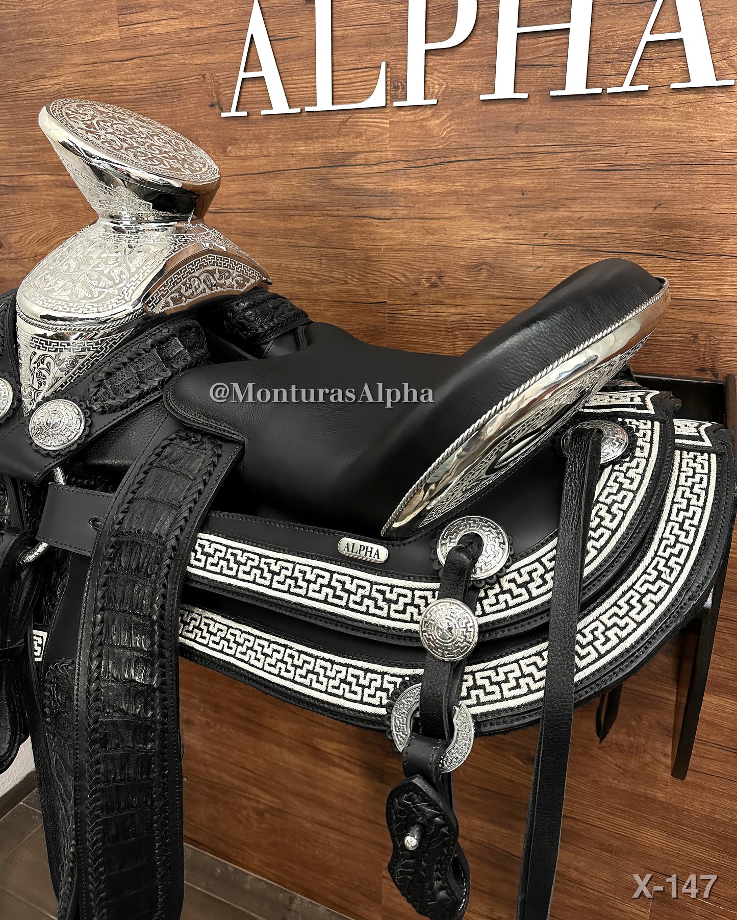 MONTURA X-147