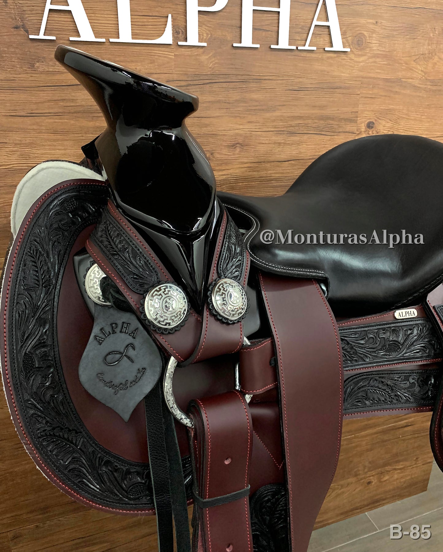 MONTURA B-85