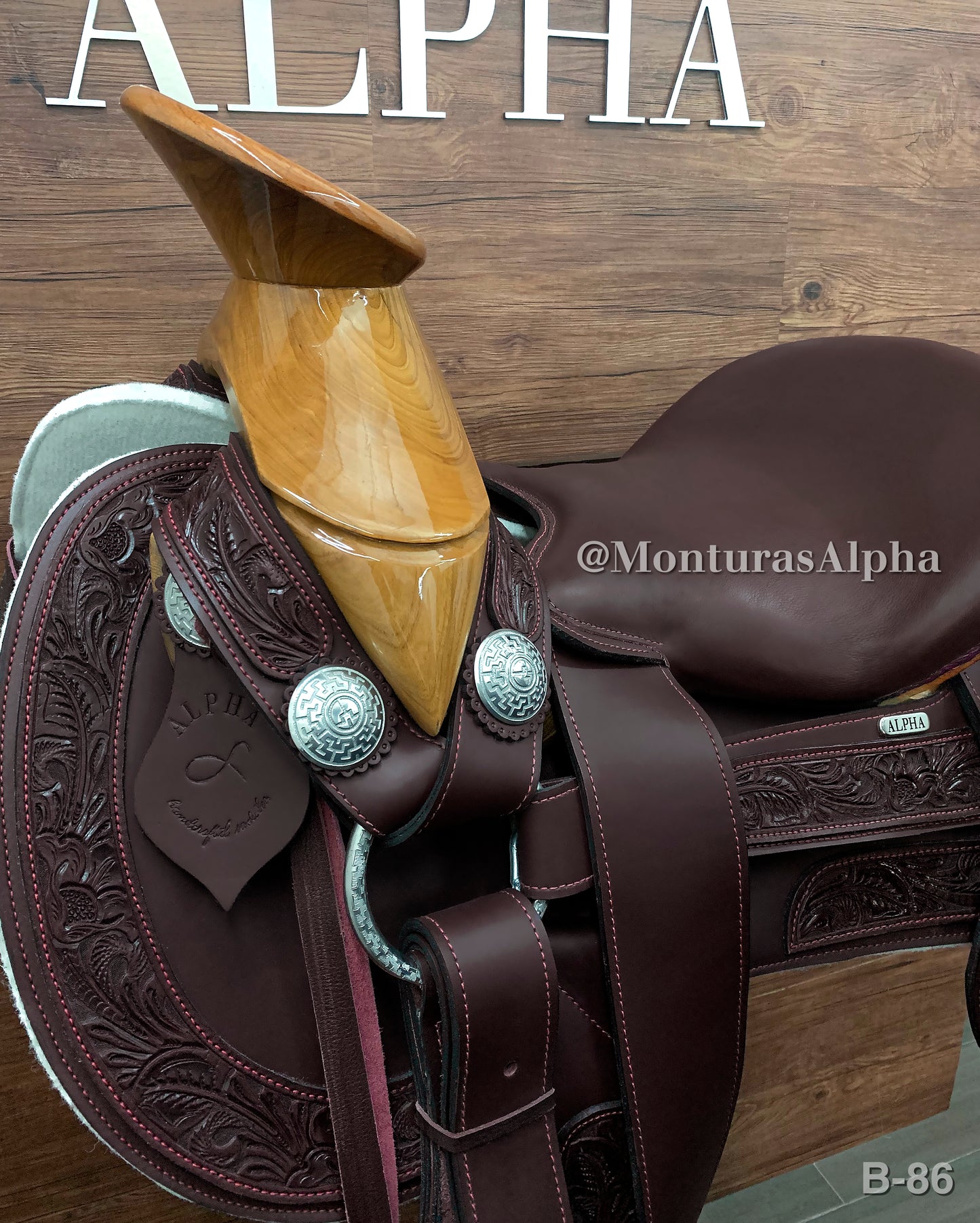 MONTURA B-86