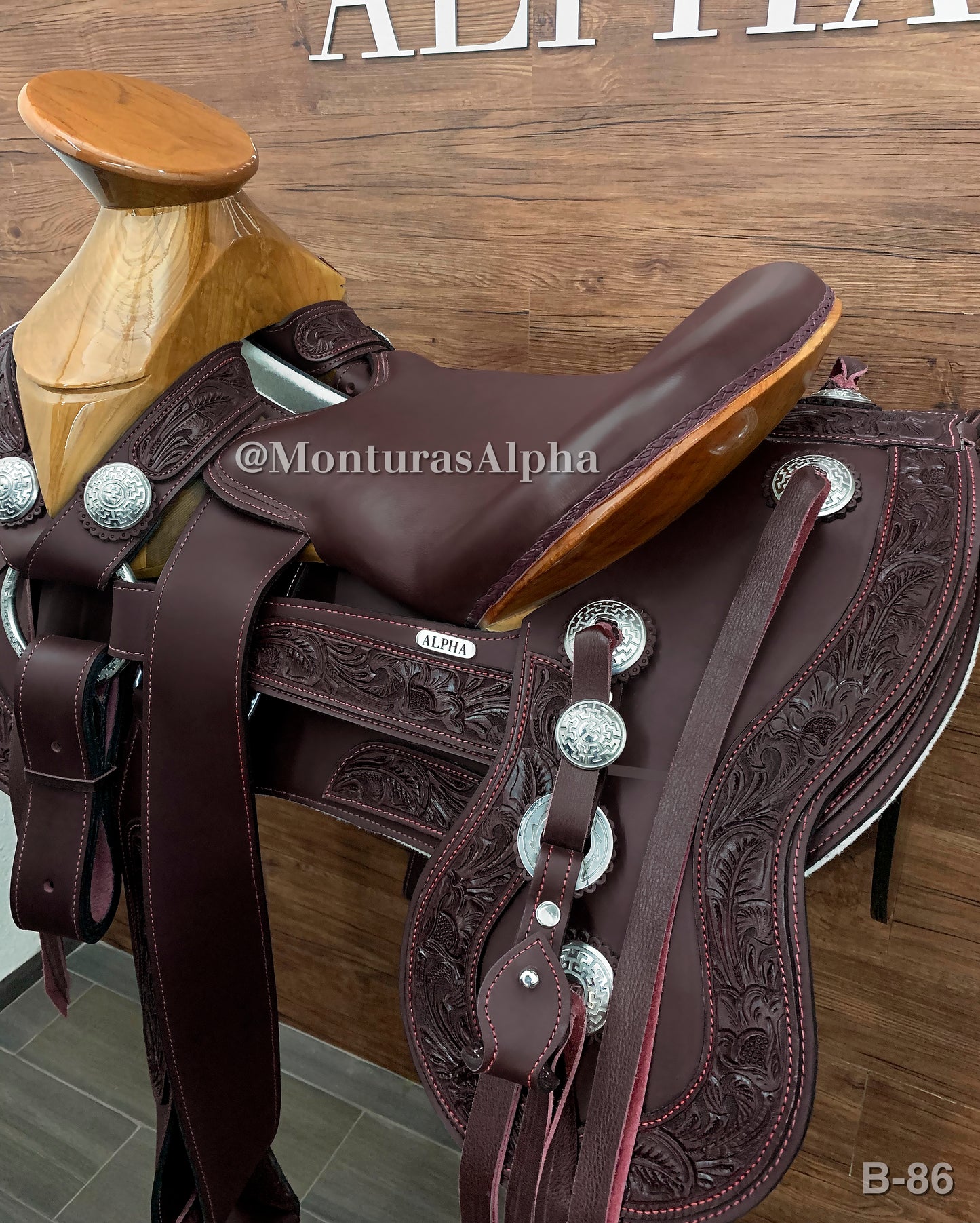 MONTURA B-86