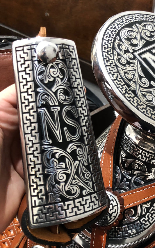 Costo Extra por Personalización de Acero