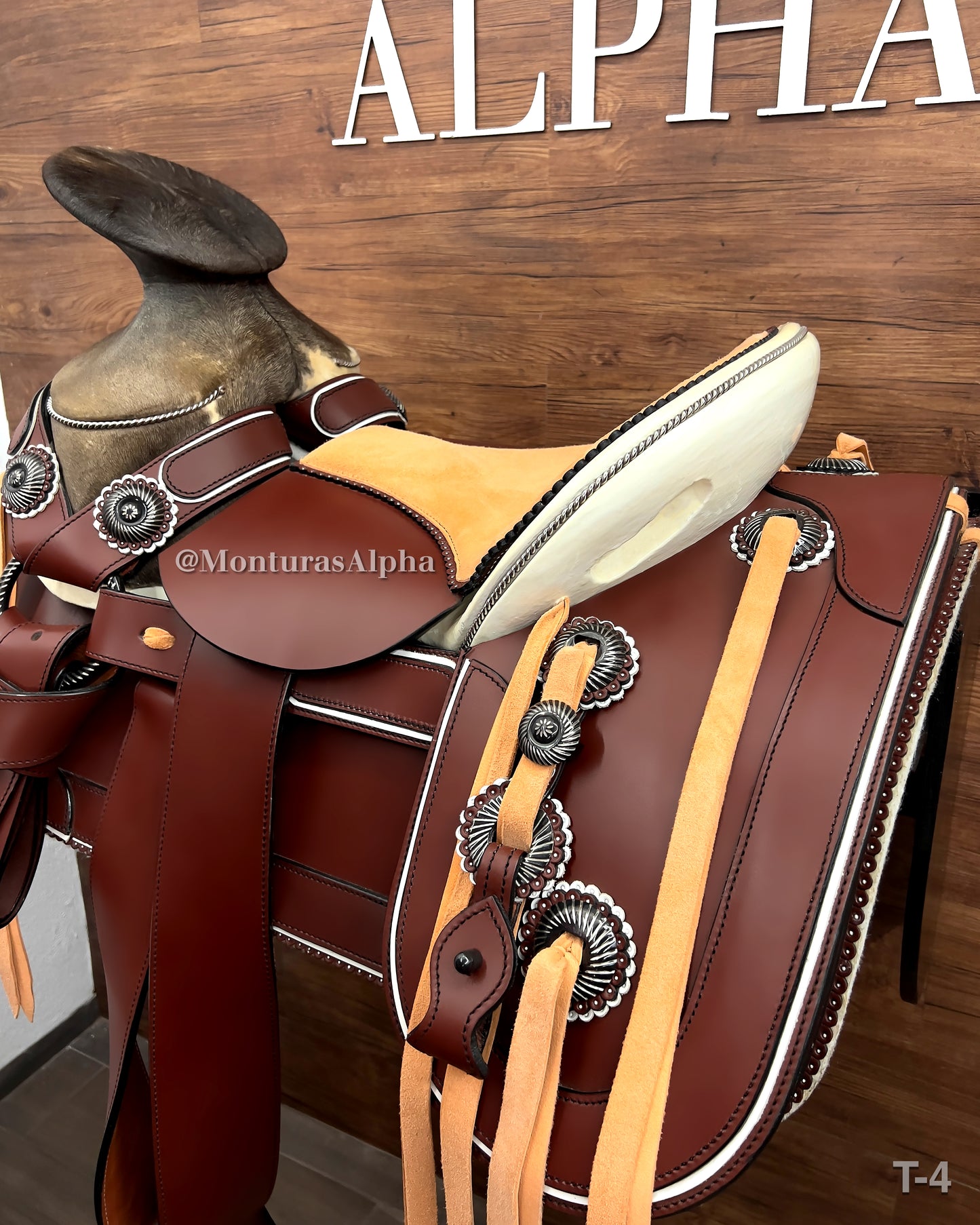 Montura Tradición T-4