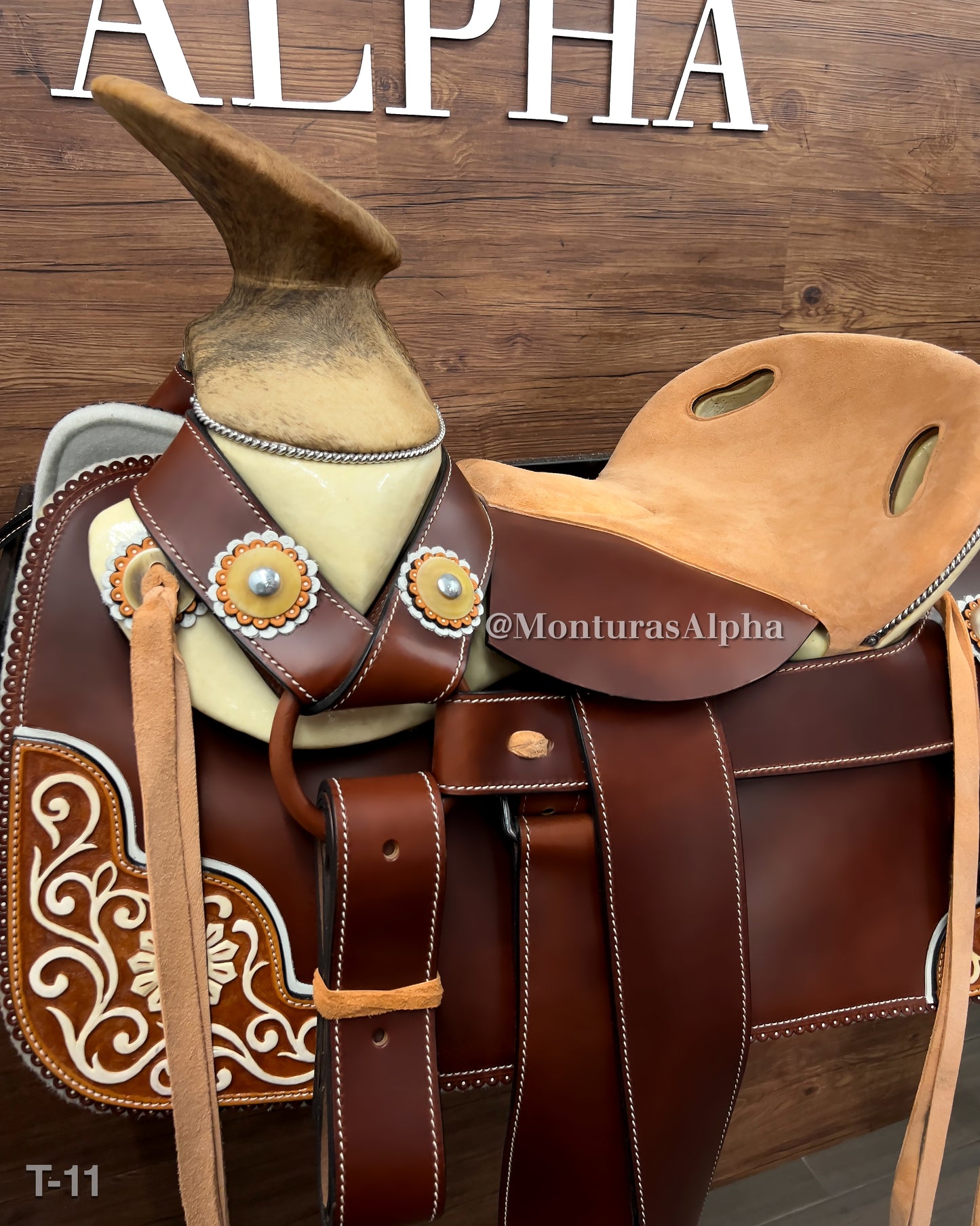 Montura Tradición T-11