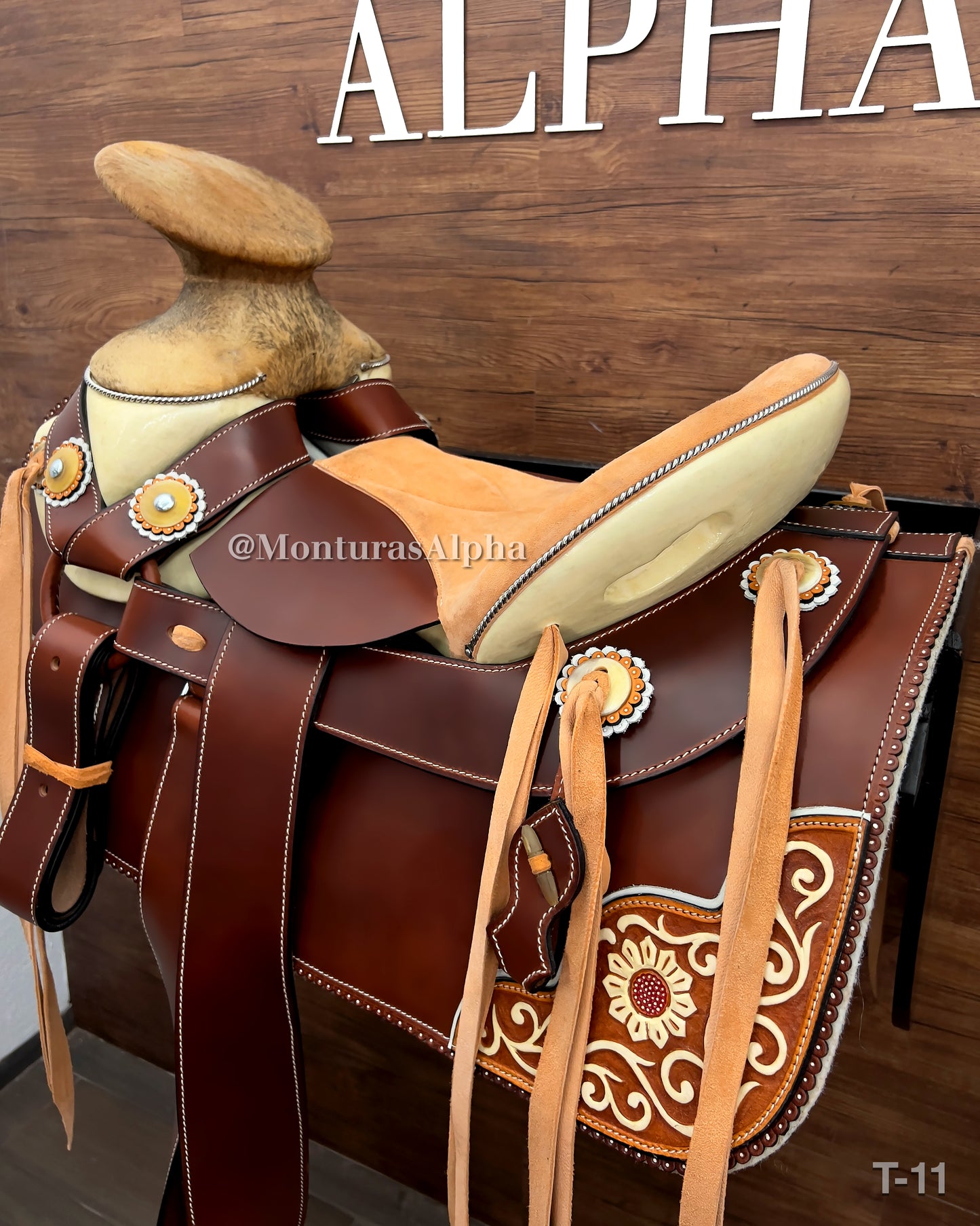 Montura Tradición T-11