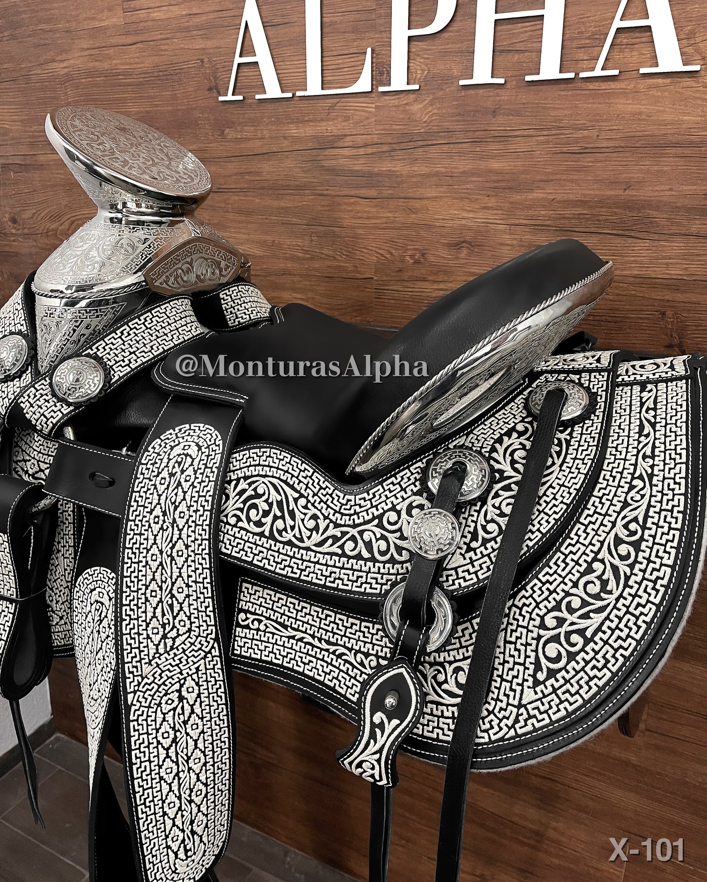 MONTURA X-101 Piteada