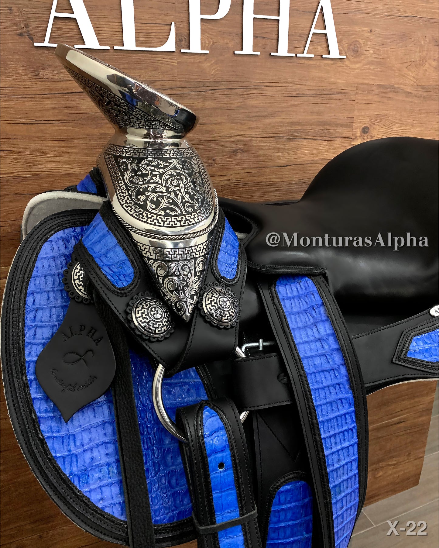 MONTURA X-22 (Piel de Caiman)