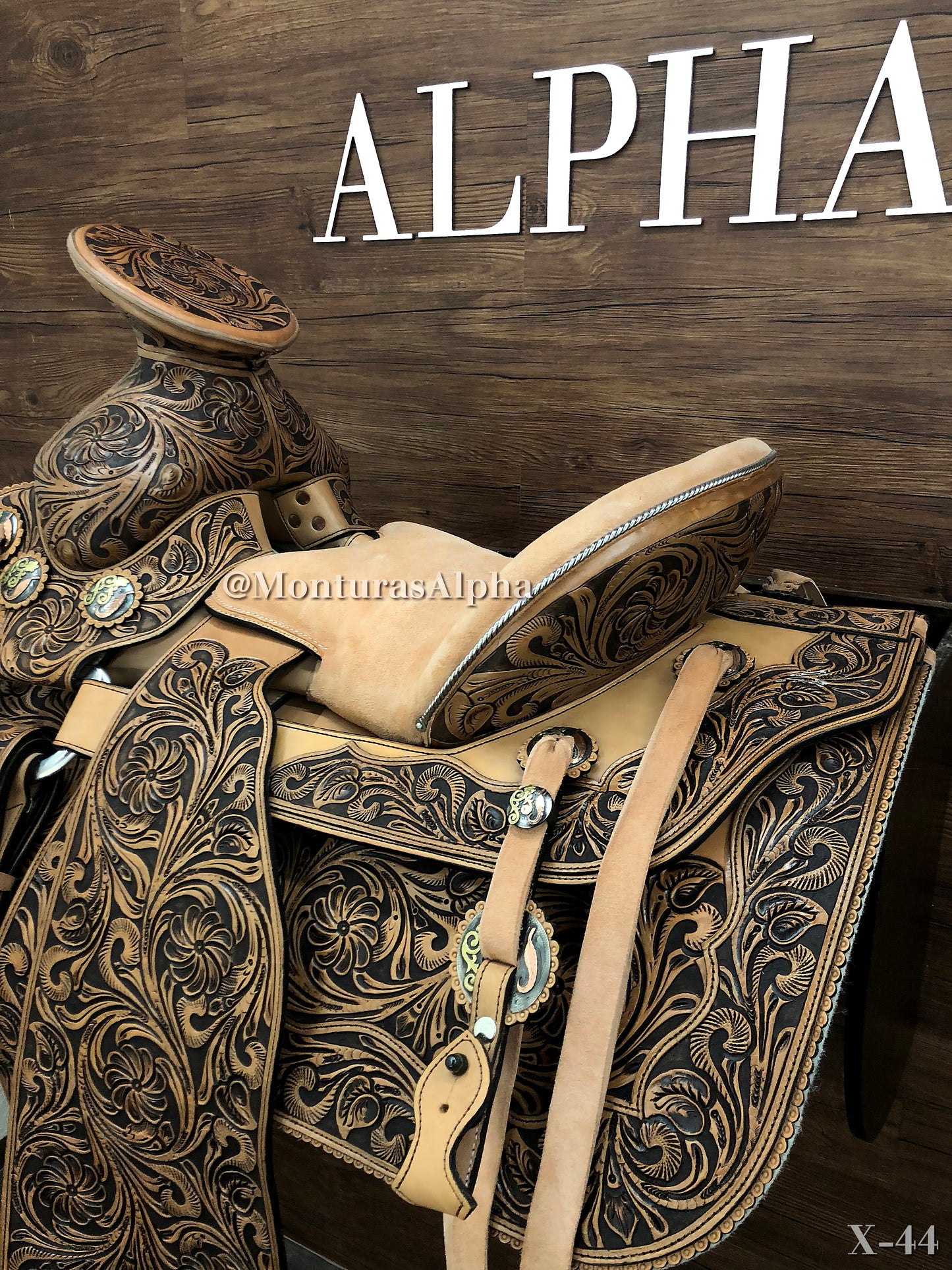 MONTURA X-44