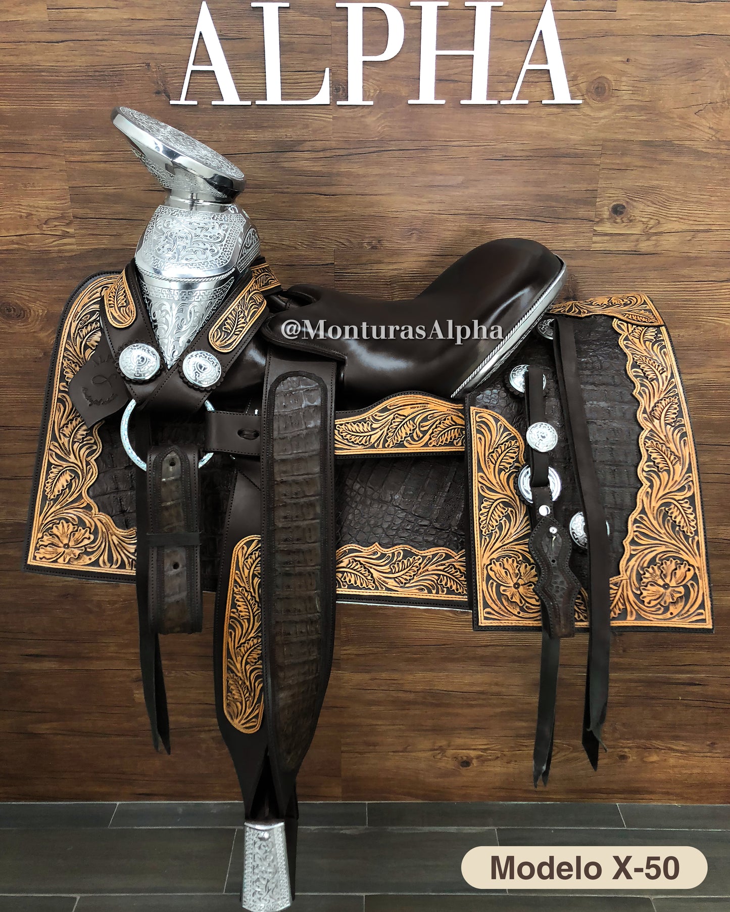 MONTURA X-50 (Piel de Caiman Cicelado con Antique )