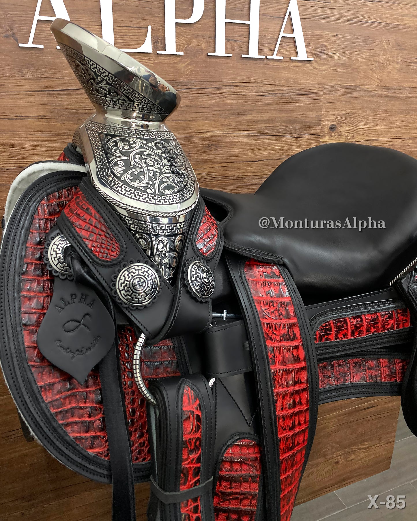 MONTURA X-85