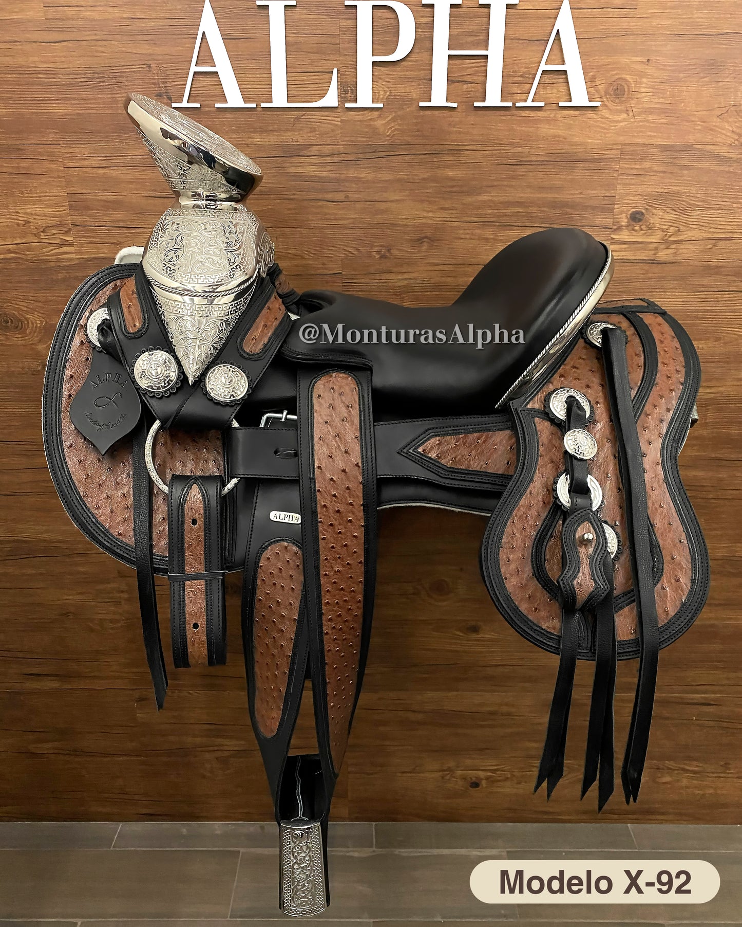 MONTURA X-92 (Avestruz)