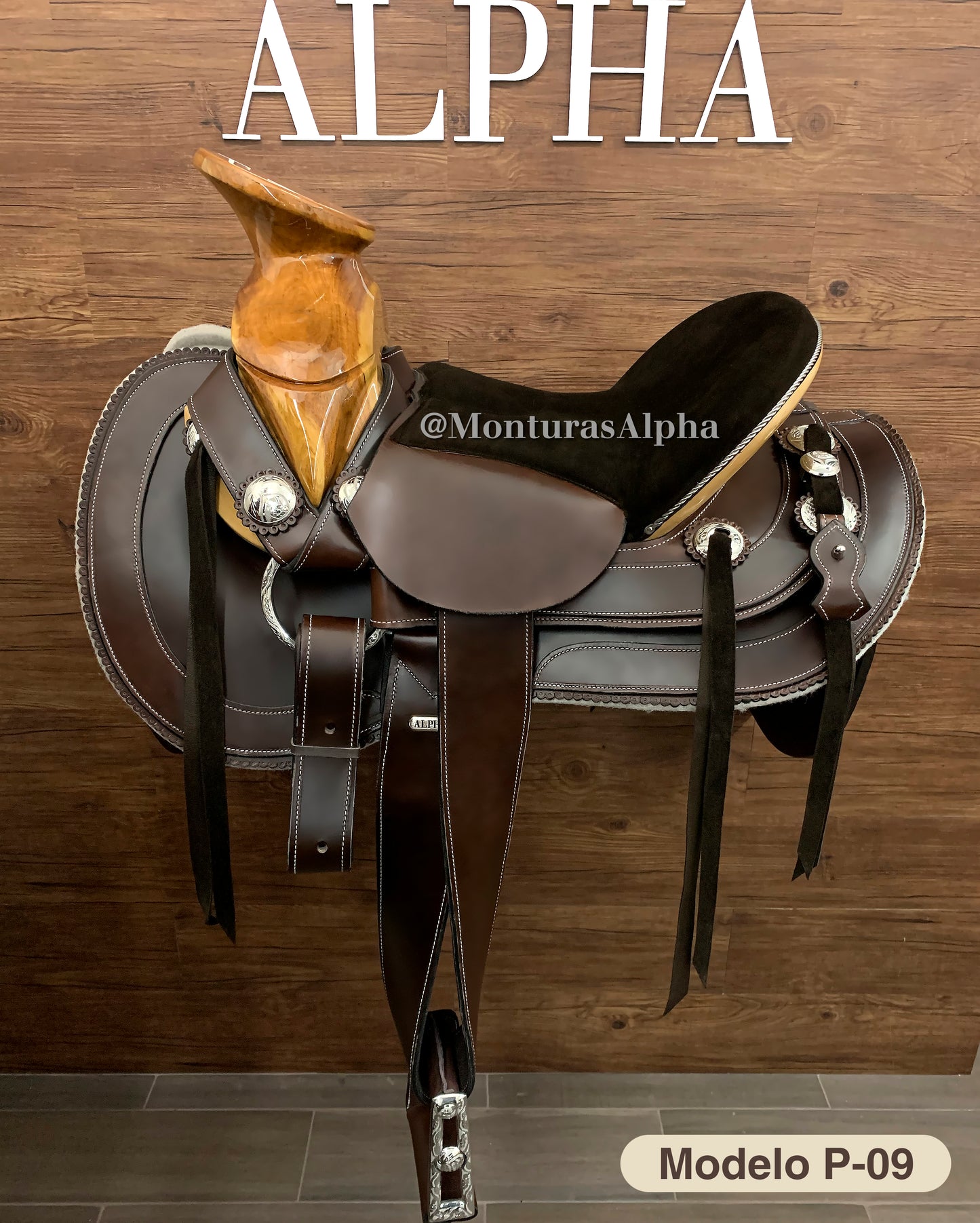 MONTURA P-09
