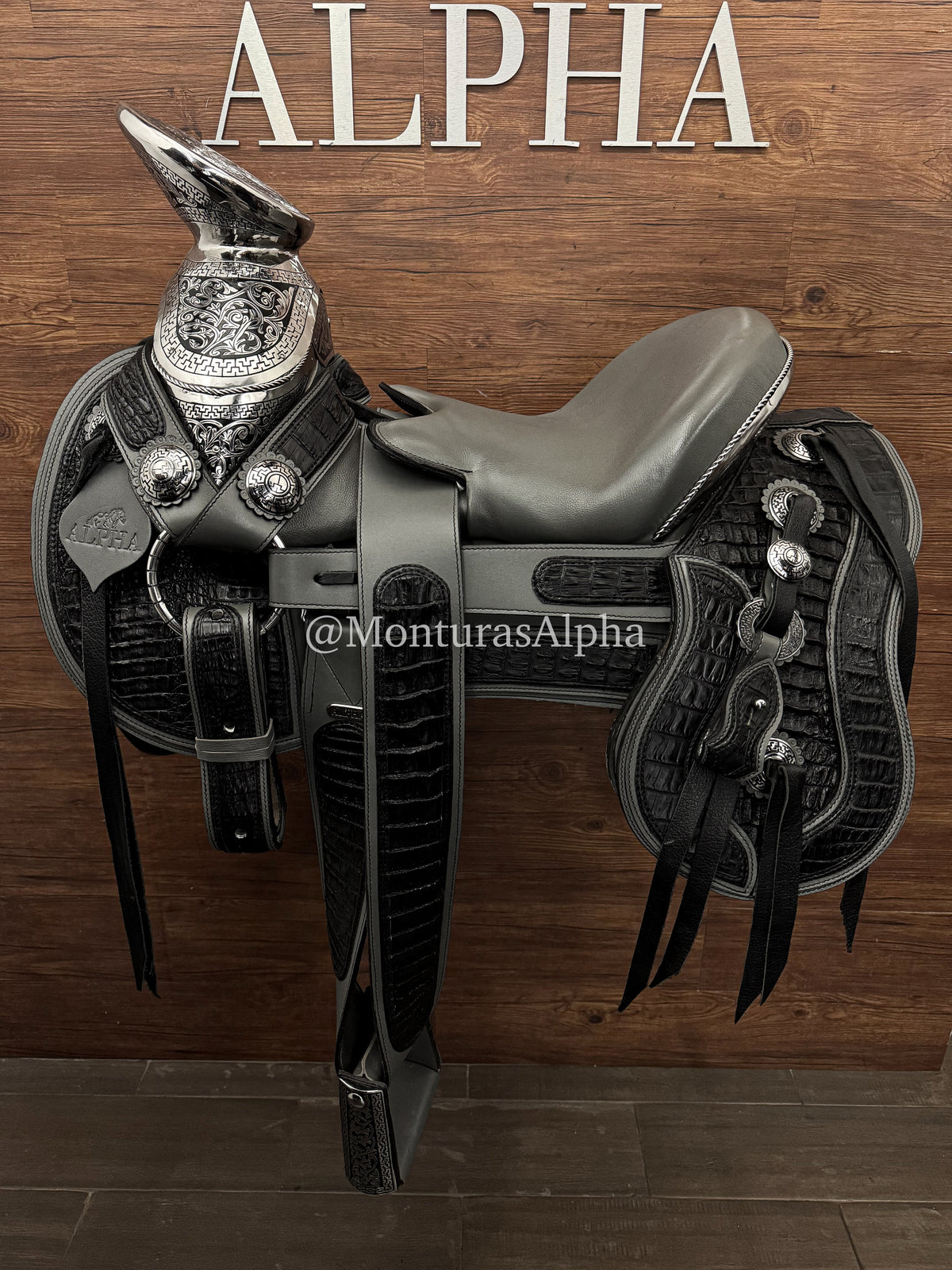 MONTURA X-82 Gris